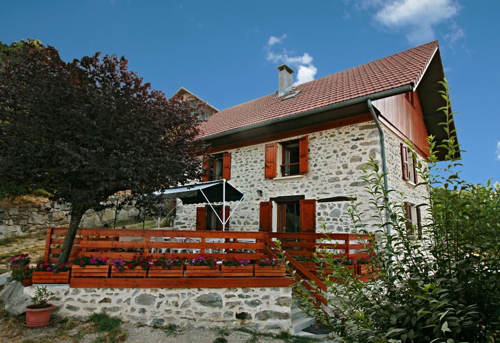 Le Carnival Bed and Breakfast Laval  Εξωτερικό φωτογραφία